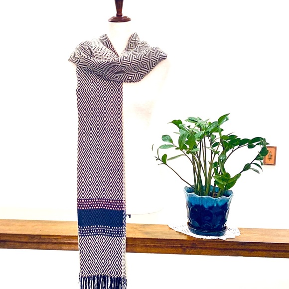 ❄️GAP Oversized Scarf/Shawl, One Size, Multi-colored (NWT) - Picture 4 of 7